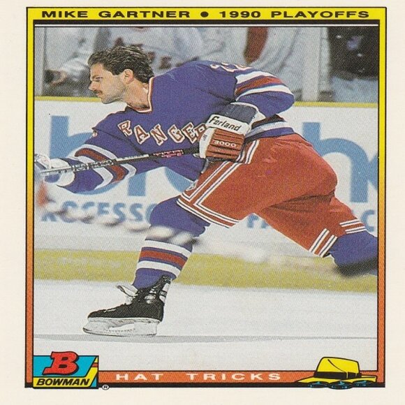 Mike Gartner Hockey Card Collection - Picture 2 of 13